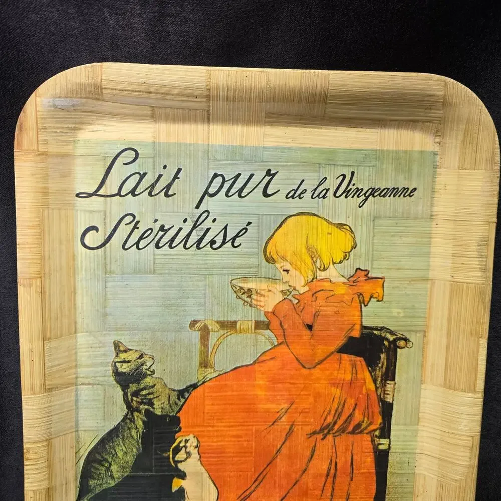 Lait Pur Sterilise De La Binganne Girl Drinking Milk & Cats Bamboo Wood Tray